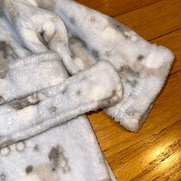 Bundle of 2 baby towels 9 months and 12 + months - Picture 5 of 16